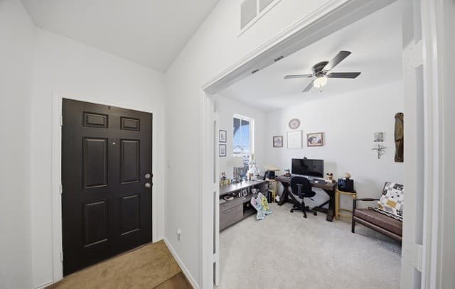 4-bedroom rental at 418 Rustic Grv in Boerne, TX — photo 4