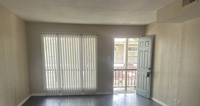 2-bedroom rental at 255 E Rampart Unit 202 in San Antonio, TX — photo 4