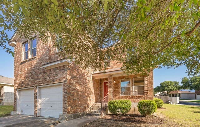 3-bedroom rental at 9411 Mulberry Path in San Antonio, TX — photo 5