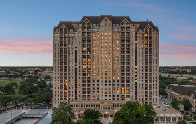 2-bedroom rental at 1 Towers Park Ln Unit 1202 in San Antonio, TX — photo 1