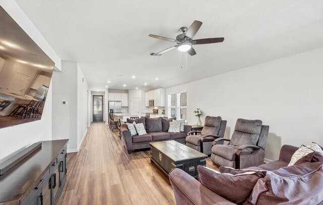 3-bedroom rental at 11530 Sagebrook Run in San Antonio, TX — photo 5