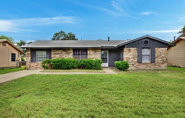 4-bedroom rental at 4351 Sun Gate St in San Antonio, TX — photo 1