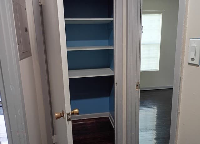 4-bedroom rental at 350 Pilgrim Dr in San Antonio, TX — photo 4