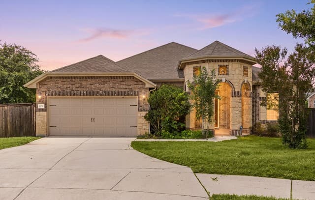 3-bedroom rental at 13701 Trailside Ln in Live Oak, TX — photo 1