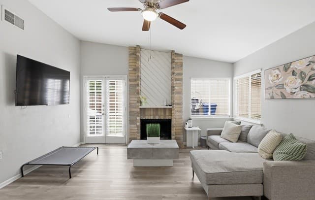 3-bedroom rental at 16622 Boulder Ridge in San Antonio, TX — photo 1