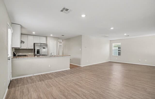3-bedroom rental at 5426 Daphne Path in San Antonio, TX — photo 5