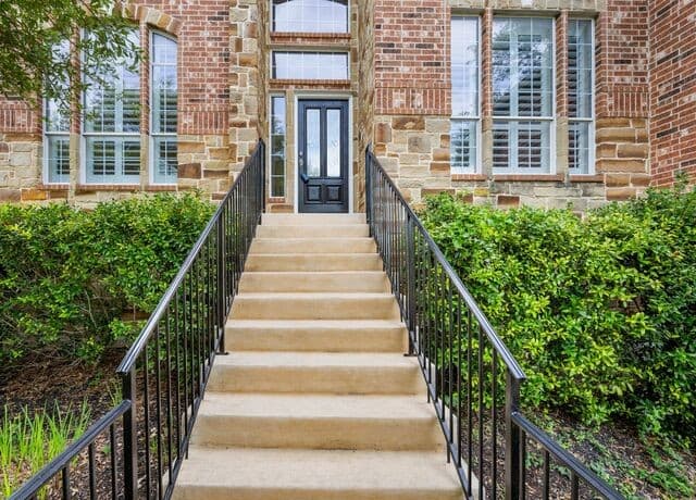 4-bedroom rental at 21502 Granada Hill in San Antonio, TX — photo 3