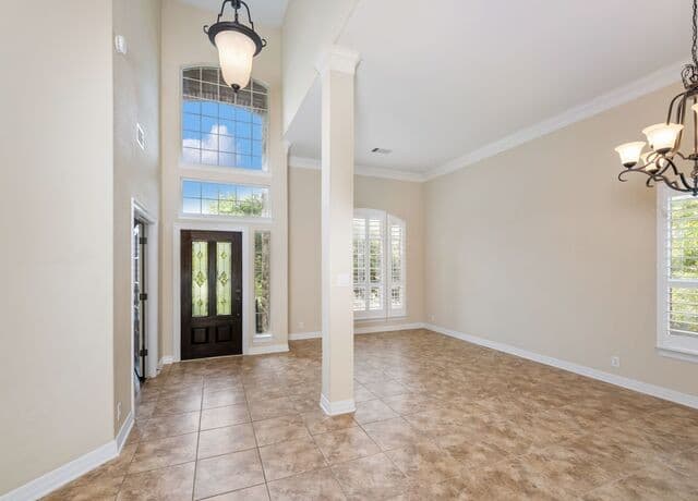 4-bedroom rental at 21502 Granada Hill in San Antonio, TX — photo 4