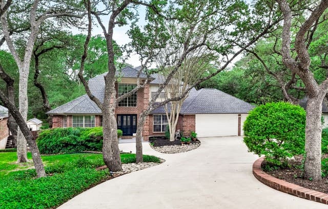 4-bedroom rental at 2925 Bent Tree Dr in Schertz, TX — photo 4