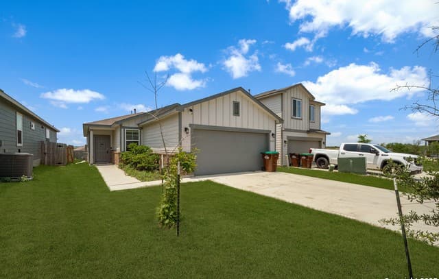 3-bedroom rental at 4127 Ivy Path in San Antonio, TX — photo 3