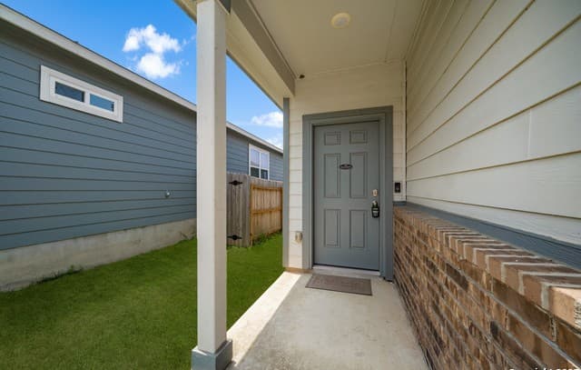 3-bedroom rental at 4127 Ivy Path in San Antonio, TX — photo 4