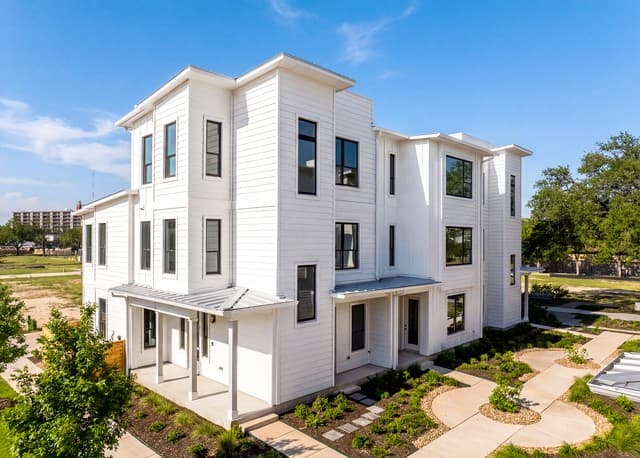 3-bedroom rental at 414 Santa Clara Pl Unit BLDG. 2 in San Antonio, TX — photo 1