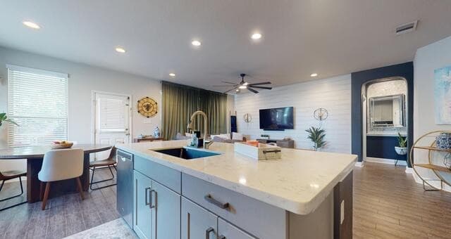 3-bedroom rental at 12503 Wesley Crk in San Antonio, TX — photo 4