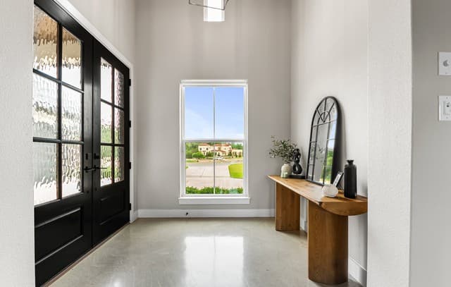 3-bedroom rental at 9843 Midsomer Place in San Antonio, TX — photo 4