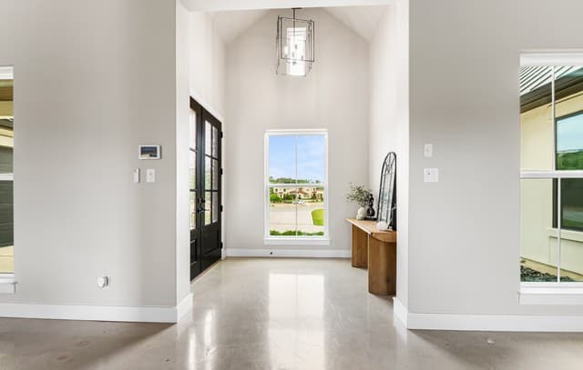 3-bedroom rental at 9843 Midsomer Place in San Antonio, TX — photo 5