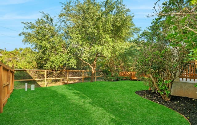 3-bedroom rental at 18806 Rogers Pass in San Antonio, TX — photo 4