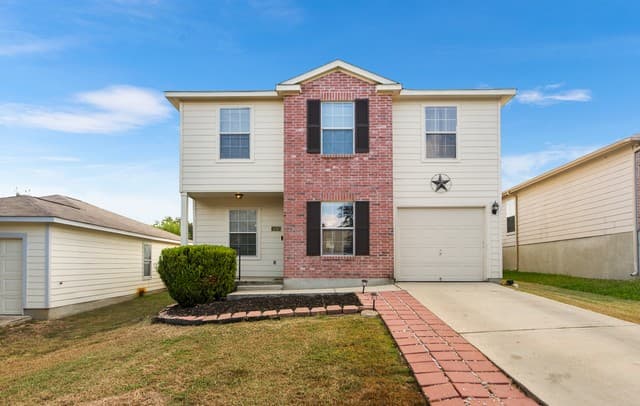 3-bedroom rental at 5742 Butch Cyn in San Antonio, TX — photo 4