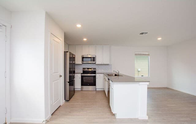 4-bedroom rental at 3839 Terrell Trace in San Antonio, TX — photo 5