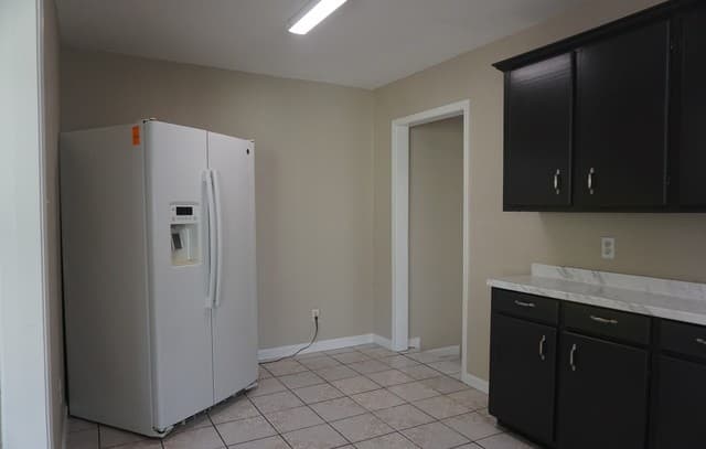 3-bedroom rental at 3522 Bob Billa in San Antonio, TX — photo 3