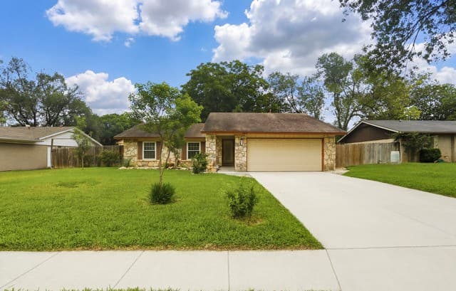 4-bedroom rental at 8707 Kentsdale in San Antonio, TX — photo 1