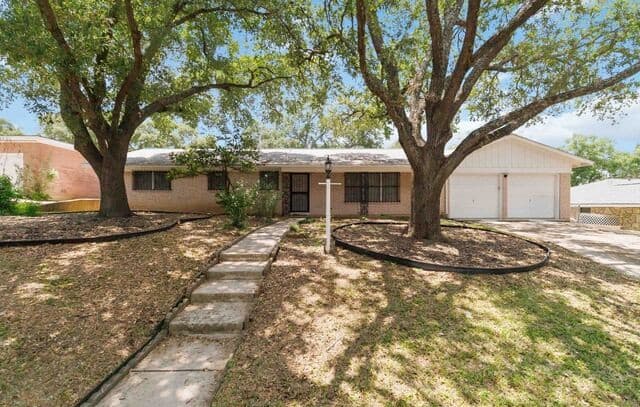 3-bedroom rental at 5514 Horizon Dr in San Antonio, TX — photo 1