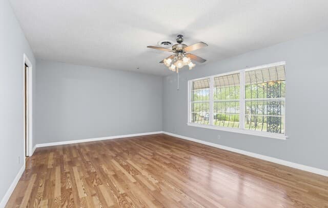 3-bedroom rental at 5514 Horizon Dr in San Antonio, TX — photo 5