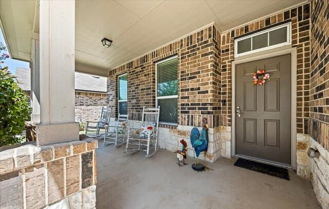 6-bedroom rental at 8906 Virginia Rye in San Antonio, TX — photo 5
