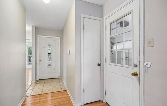 3-bedroom rental at 3806 Candlecrown Ct in San Antonio, TX — photo 5