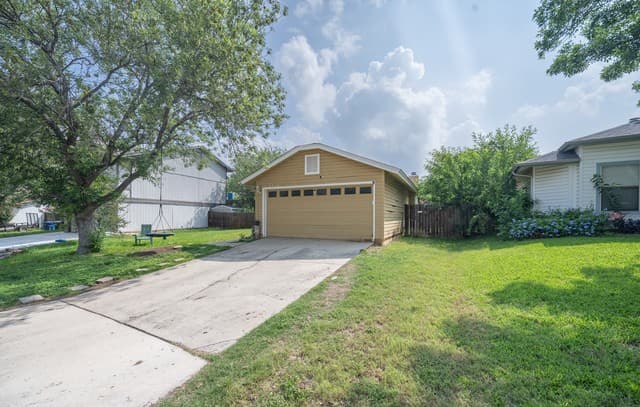 Home for sale at 9715 Sugarloaf Dr in San Antonio, TX — photo 1