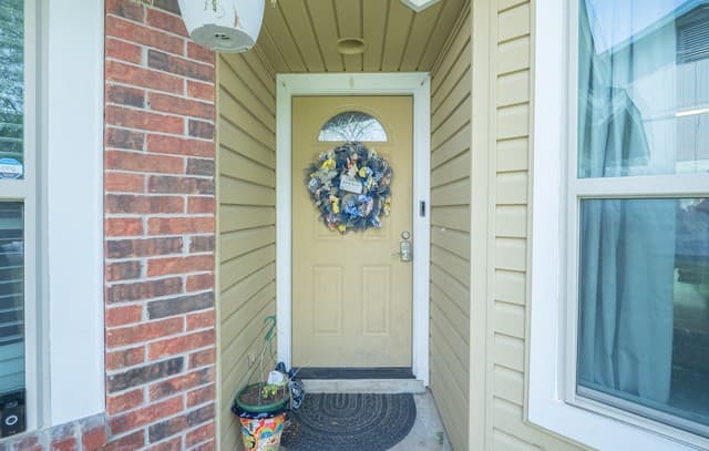 Home for sale at 9715 Sugarloaf Dr in San Antonio, TX — photo 3