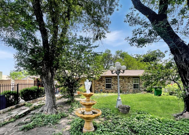 3-bedroom rental at 4203 Avenida Prima St in San Antonio, TX — photo 1