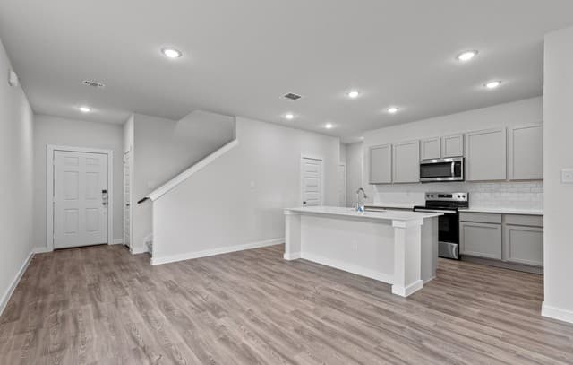 4-bedroom rental at 9959 Chavaneaux Lndg in San Antonio, TX — photo 3