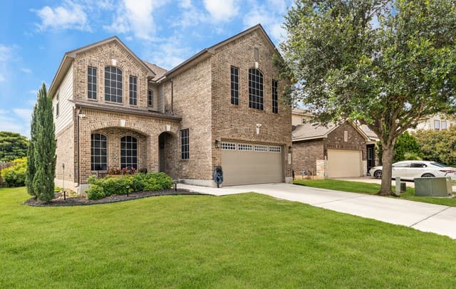 3-bedroom rental at 8806 Rapla in San Antonio, TX — photo 1