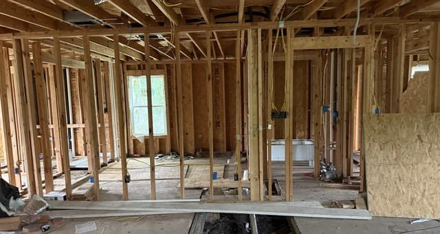 3-bedroom rental at 128 Vista Rd in San Antonio, TX — photo 4