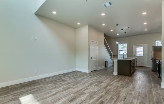 3-bedroom rental at 2148 Paniolo Dr in Boerne, TX — photo 4