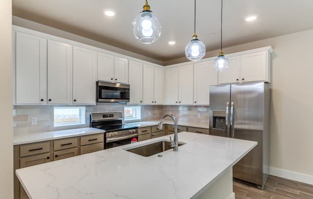 2-bedroom rental at 2150 Paniolo Dr in Boerne, TX — photo 4