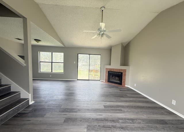 3-bedroom rental at 4110 Alaskian Sunrise in San Antonio, TX — photo 2
