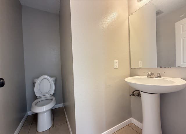 3-bedroom rental at 4110 Alaskian Sunrise in San Antonio, TX — photo 3