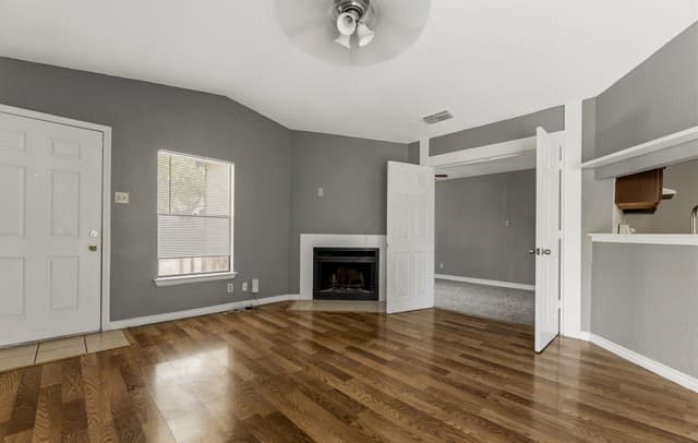 4-bedroom rental at 9227 Old Sky Harbor in San Antonio, TX — photo 1
