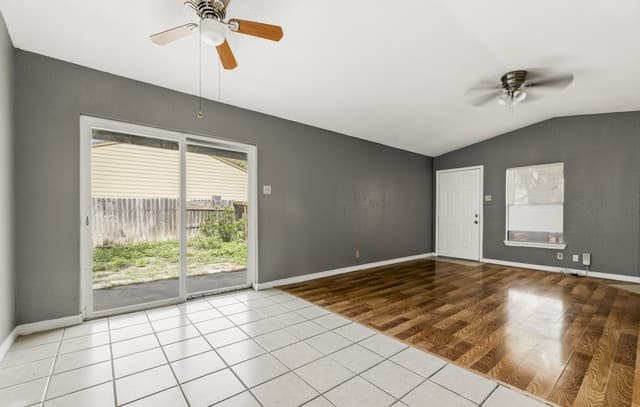 4-bedroom rental at 9227 Old Sky Harbor in San Antonio, TX — photo 3