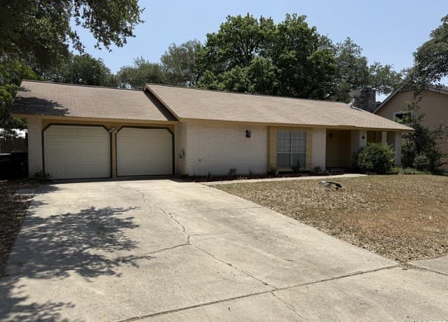 4-bedroom rental at 12410 La Lira St in San Antonio, TX — photo 1
