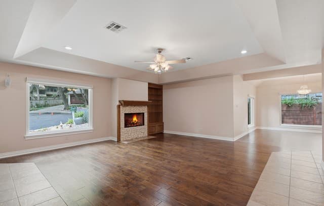 3-bedroom rental at 8 Donore Cir in San Antonio, TX — photo 3