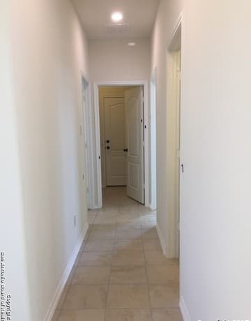 3-bedroom rental at 4445 Barberry Crk in San Antonio, TX — photo 4