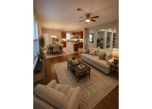 3-bedroom rental at 24422 Drew Gap in San Antonio, TX — photo 3