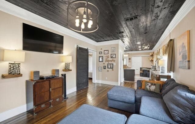 3-bedroom rental at 1740 Edison Dr in San Antonio, TX — photo 5