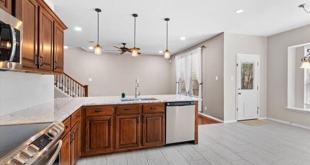 4-bedroom rental at 21111 Encino Oaks in San Antonio, TX — photo 4