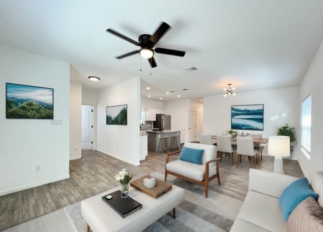 3-bedroom rental at 125 San Angelo in San Antonio, TX — photo 2