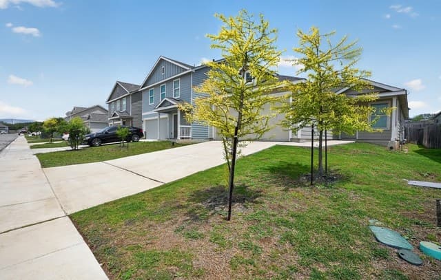 3-bedroom rental at 14927 Watson Ml in San Antonio, TX — photo 3