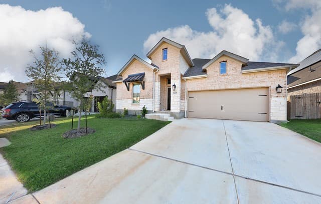 4-bedroom rental at 9439 Cactus Canyon in San Antonio, TX — photo 2