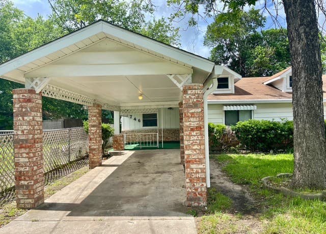 2-bedroom rental at 746 Gulf St. in San Antonio, TX — photo 3